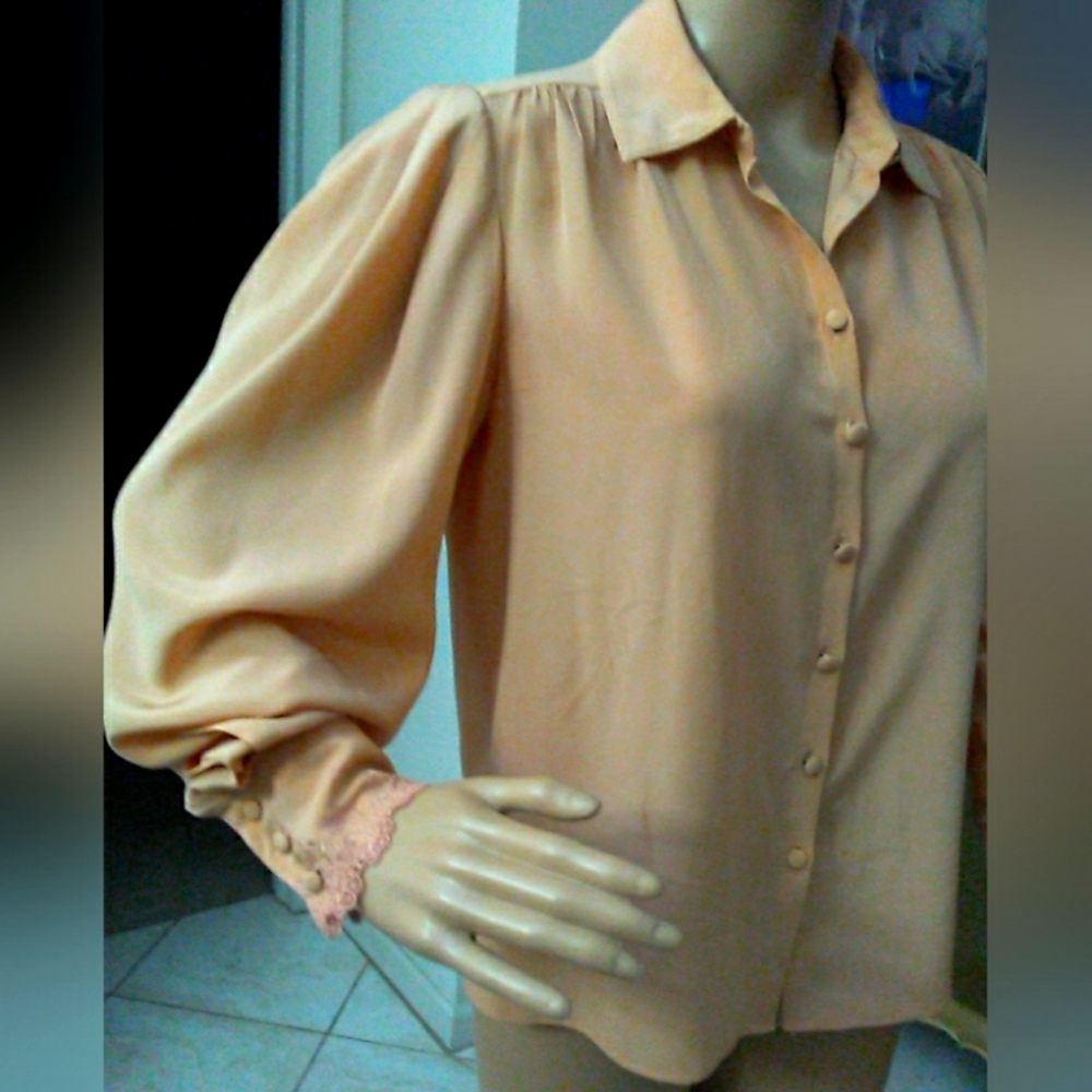 BNWOT 100% SILK BLOUSE BY ULLA JOHNSON SZ. O PEACHY HIGHLINE DESIGNER FAB SLEEVE